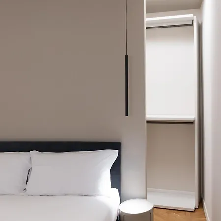 Elegance, Comfort And Charm In Moscova * Milán