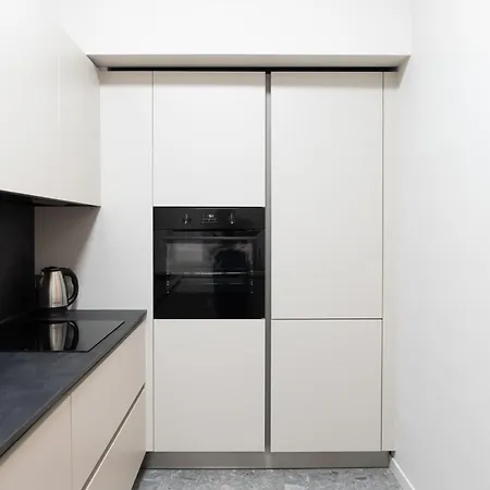 Elegance, Comfort And Charm In Moscova Apartmán Milán