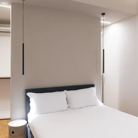 Elegance, Comfort And Charm In Moscova Apartmán Milán