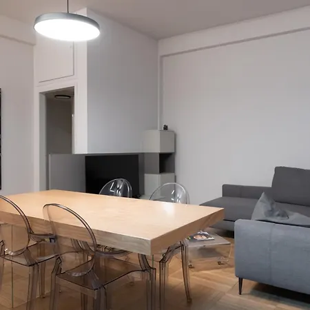 Elegance, Comfort And Charm In Moscova Apartmán *